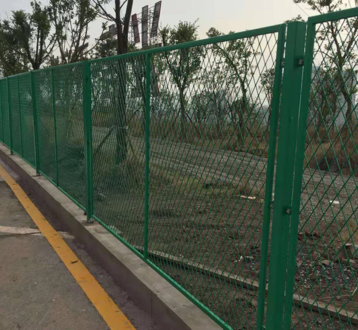 球场围栏