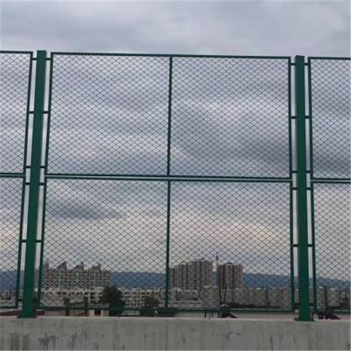 球场围栏